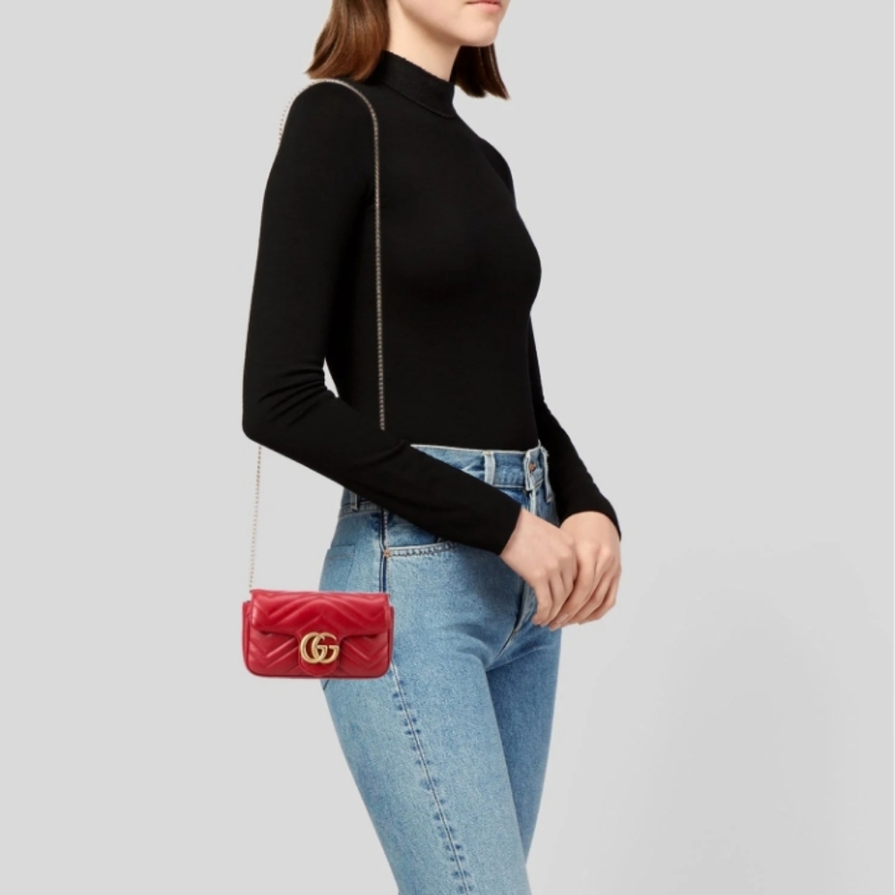 Gucci GG Marmont Matelasse Super Mini Leather Bag - Picture 6 of 12
